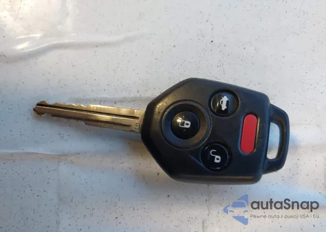 2015 Subaru Legacy 2.5I Limited из США, поврежденный, VIN 4S3BNAJ61F3066728